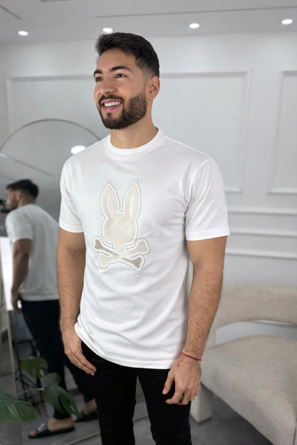 Camisetas talla S: por qué funcionan tan bien en cuerpos delgados o jóvenes