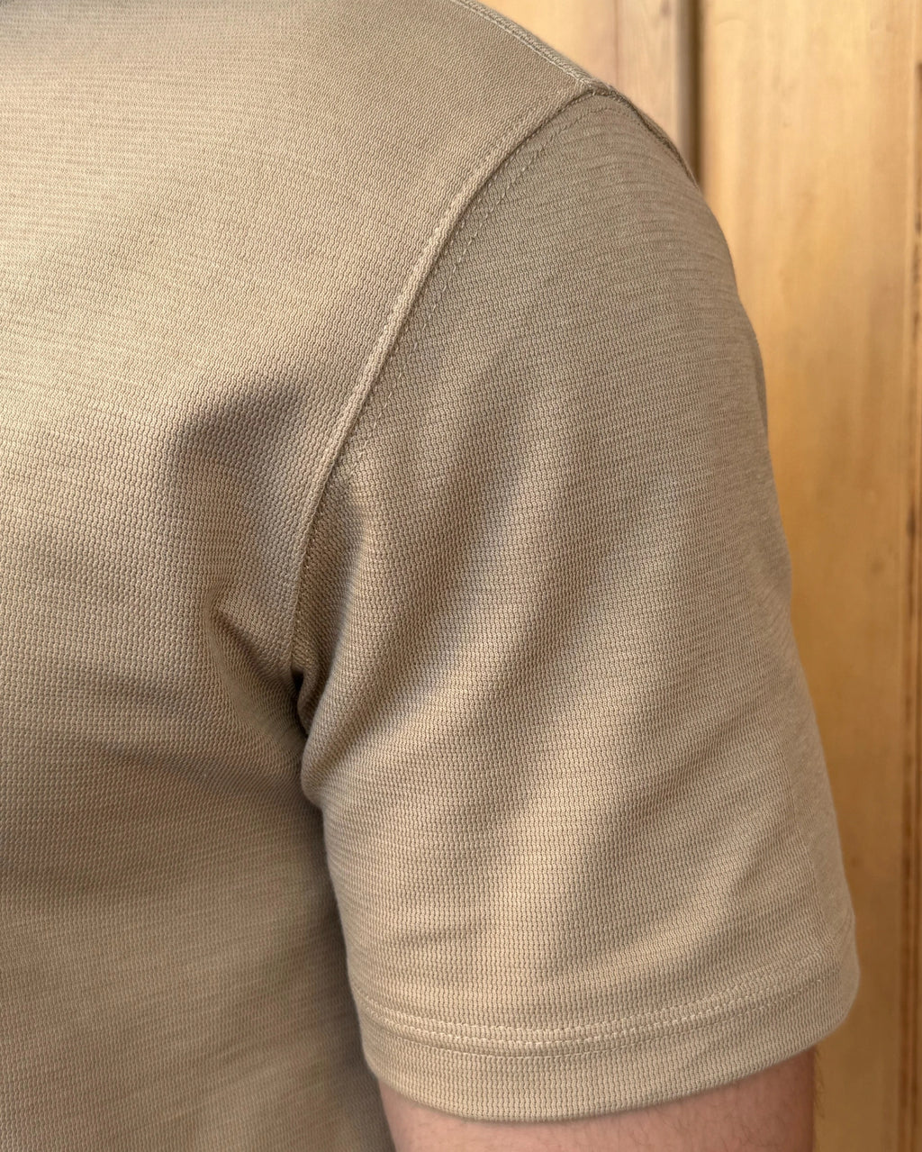 Camiseta Básica ESSN Beige