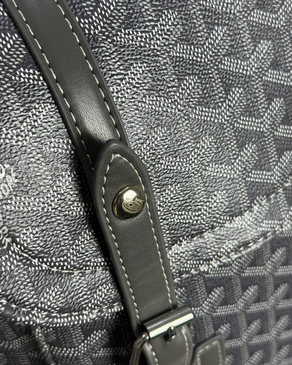 MORRAL LUXURY GRIS TEXTURIZADO  vzatsv-mf.myshopify.com