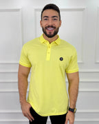 Camisa polo amarilla para hombre, estilo moderno y calidad premium, ideal para looks casuales y elegantes