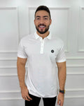 Camisa polo blanca para hombre, estilo moderno y calidad premium, ideal para looks elegantes y seguros
