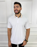Camisa polo blanca para hombre con cuello bicolor, estilo moderno y calidad premium