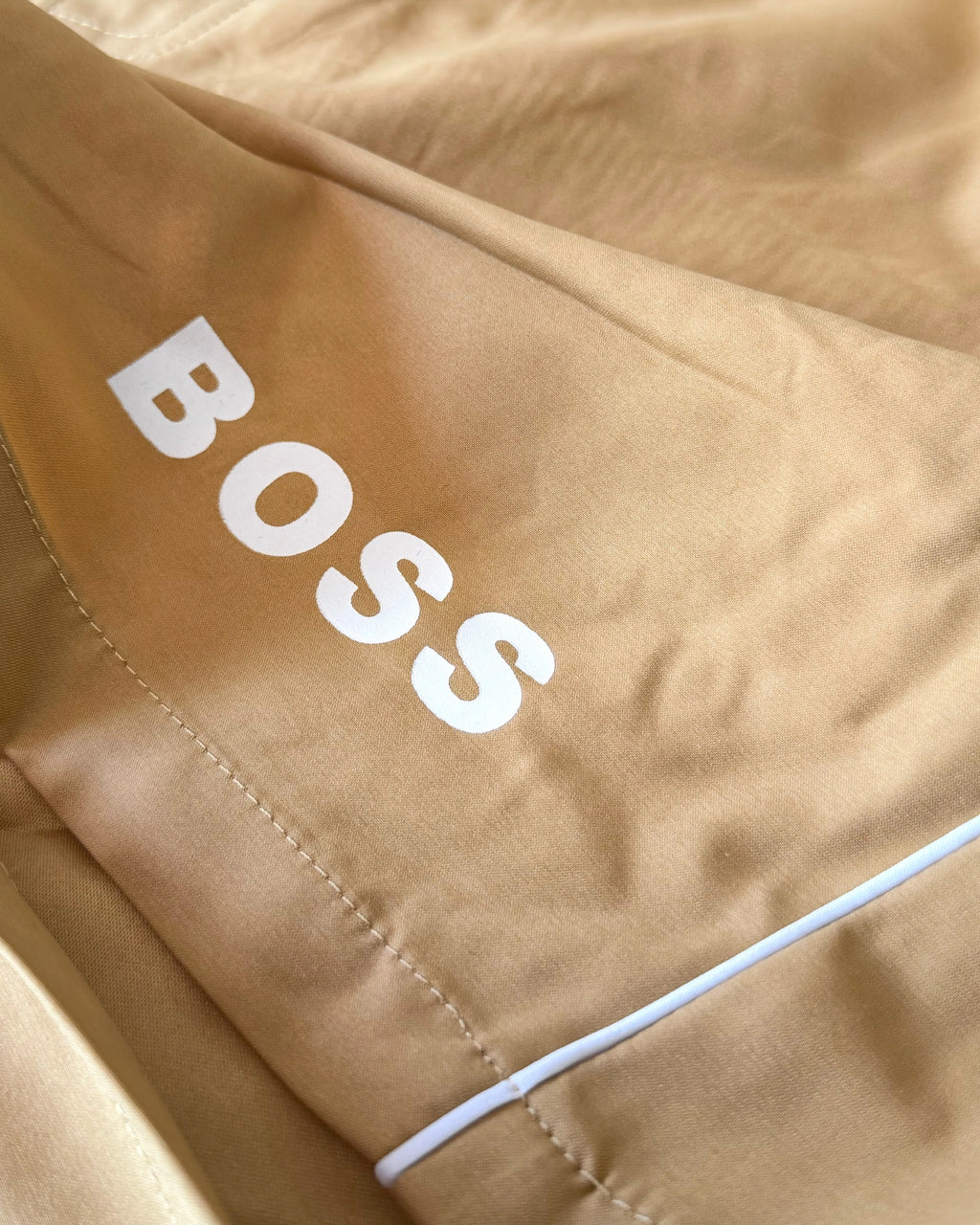 PLAYERA BSS SIGNATURE BEIGE